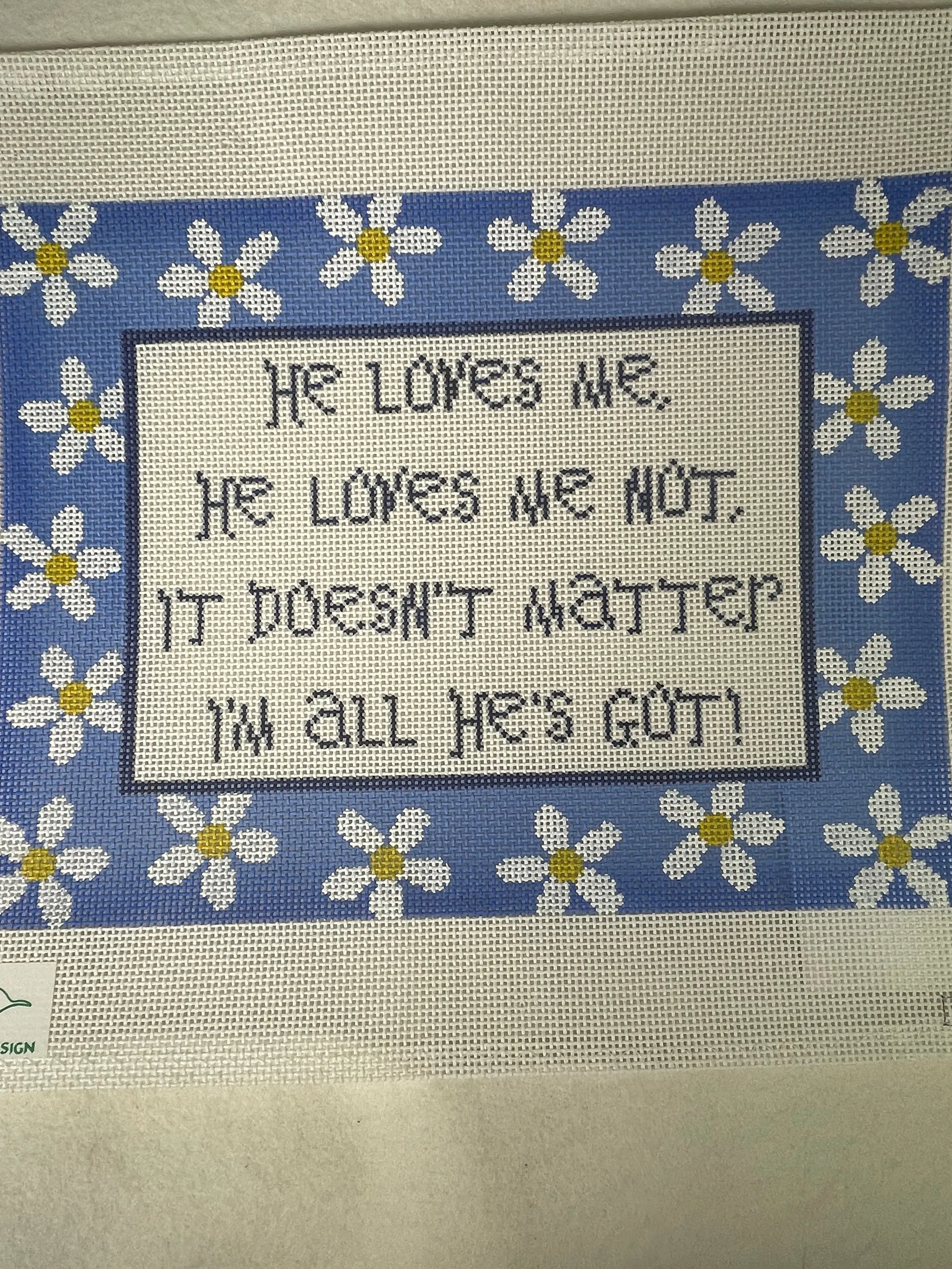 * SALE / Cooper Oaks Design CC705 Loves Me, Loves Not
