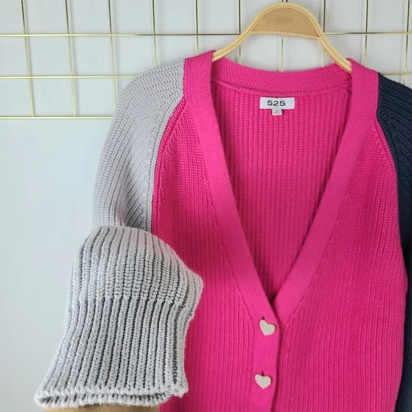 525 America Colorblock Pearl Heart-Shaped Buttons Slouchy Cardigan Sweater
