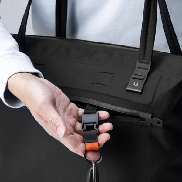 Black Ember : WPT - Tote