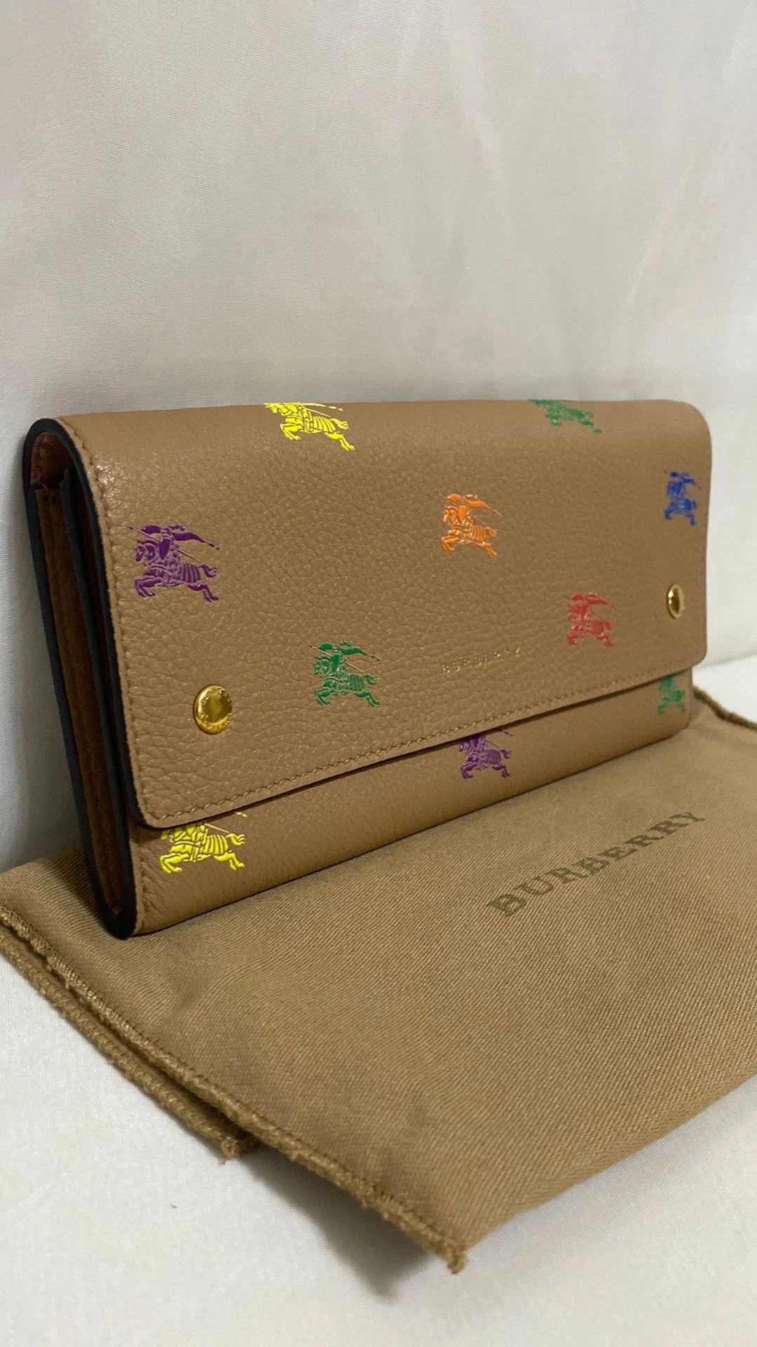 BURBERRY EKD HOLLE LEATHER WALLET IN NEUTRALS/MULTI