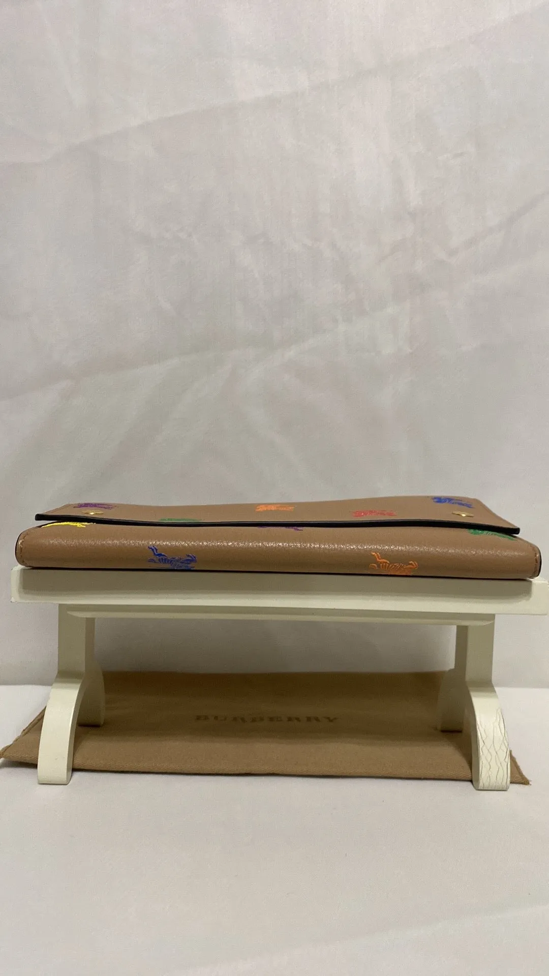 BURBERRY EKD HOLLE LEATHER WALLET IN NEUTRALS/MULTI