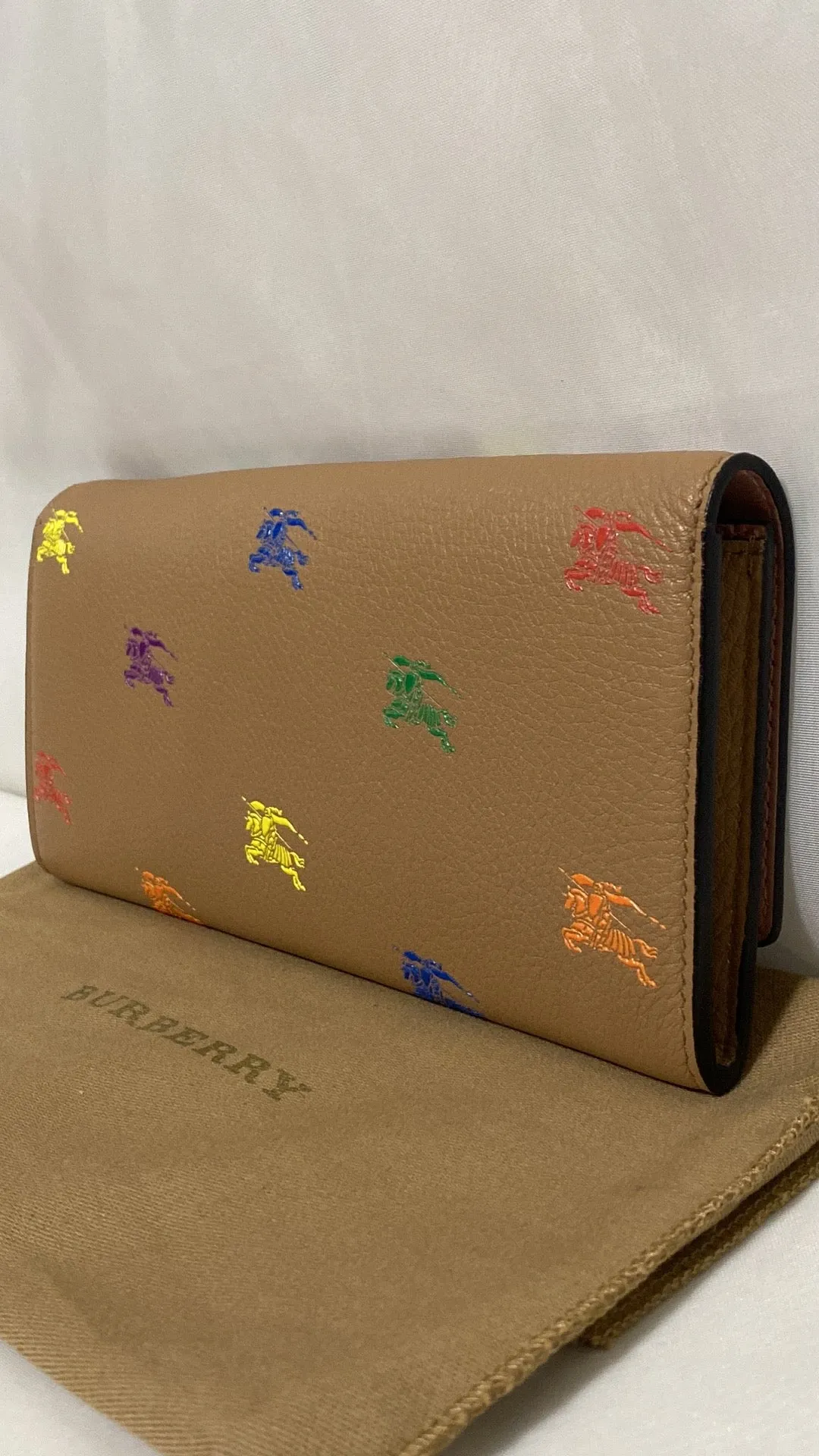 BURBERRY EKD HOLLE LEATHER WALLET IN NEUTRALS/MULTI