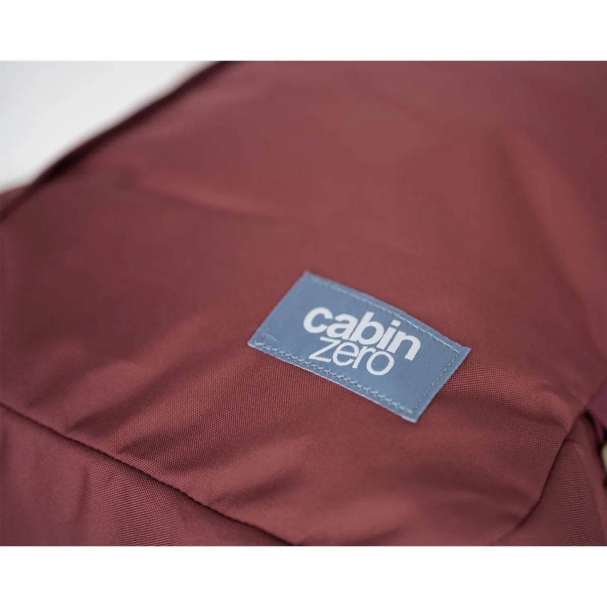 CabinZero Classic 44L (Napa Wine)
