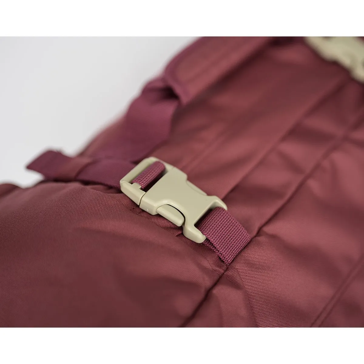 CabinZero Classic 44L (Napa Wine)