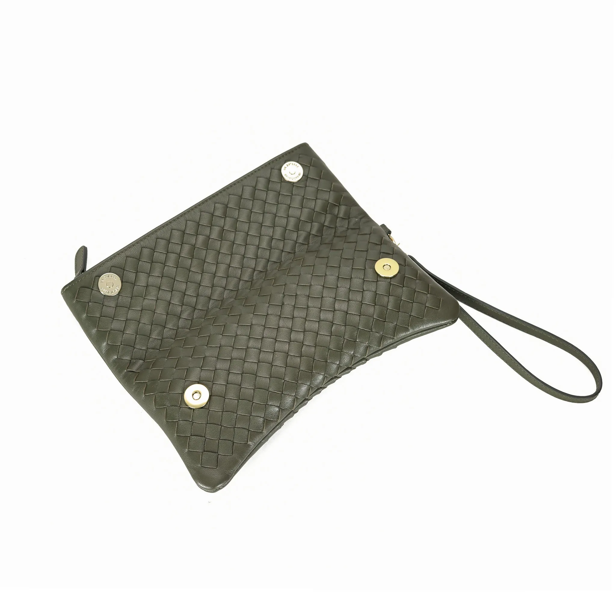 CAWL 82 | INT | OLIVE