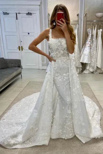 Chic Long A-Line Lace Sleeveless Appliques Wedding Dresses with Detachable Train