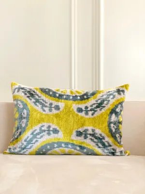 Classic Chartreuse Mist Lumbar Pillow Cover