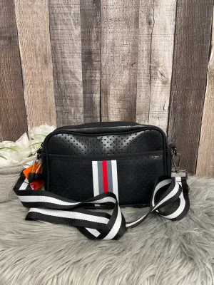 Crossbody By Cmf, Size: Medium