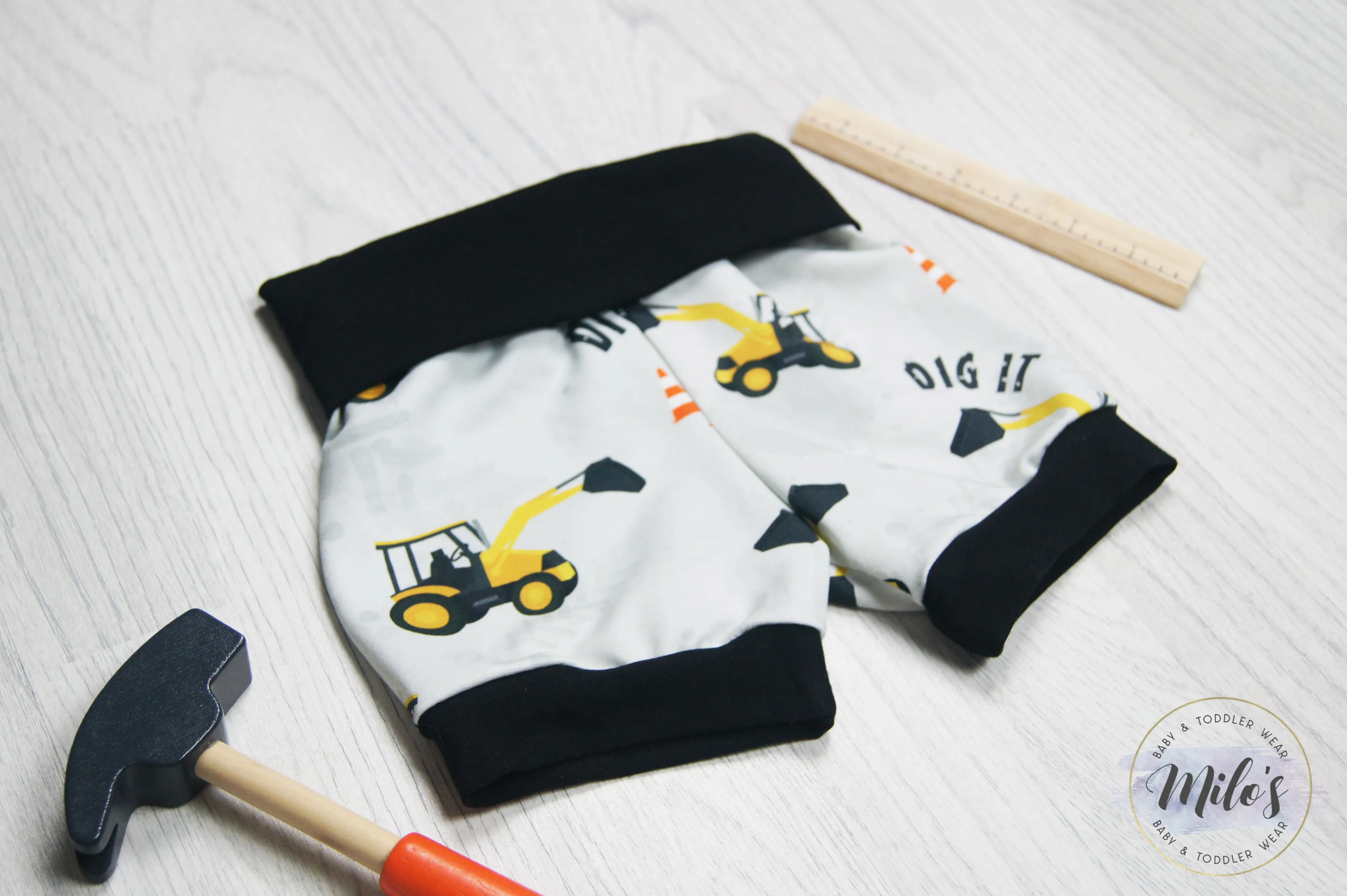 Digger Foldover Shorts