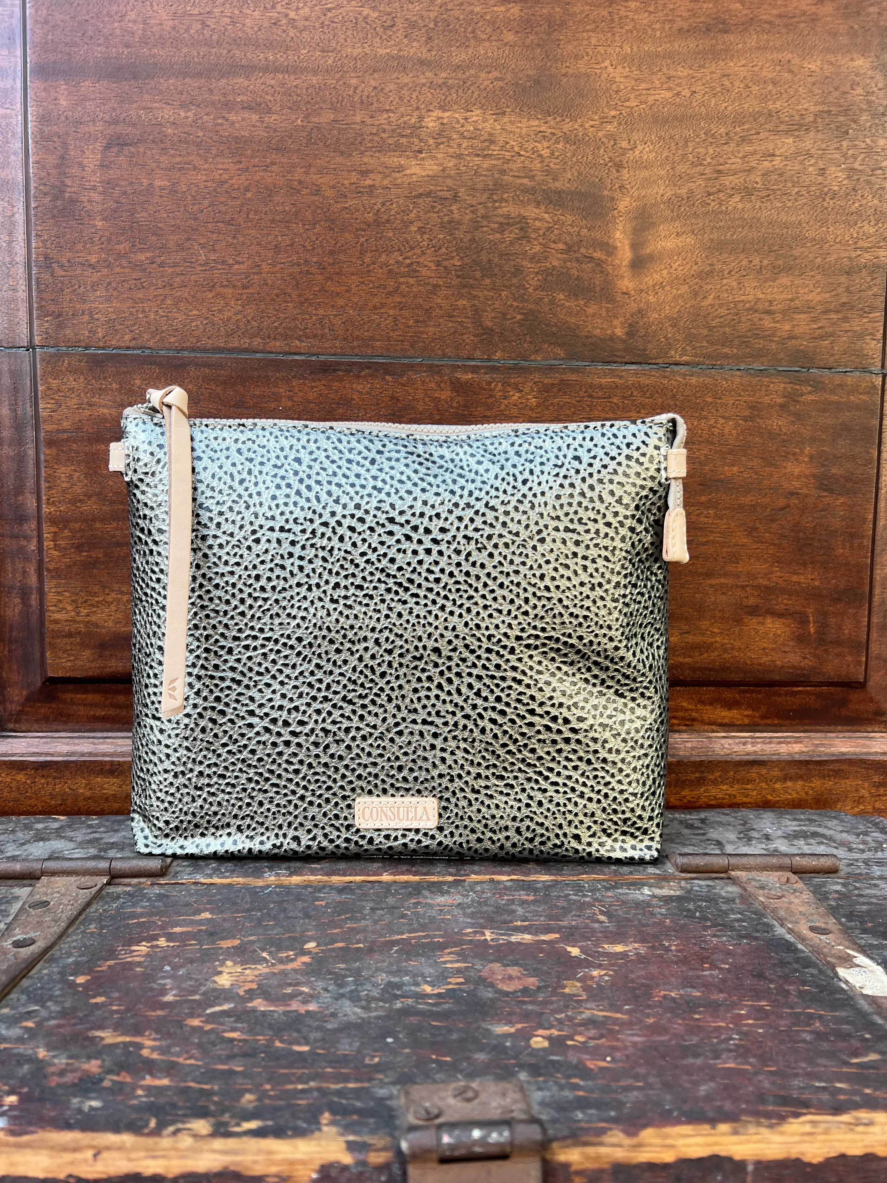 Downtown Crossbody Tommy