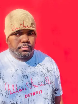 Fallon Aurielle Signature Classic Beanie Hat (Taupe & Red)