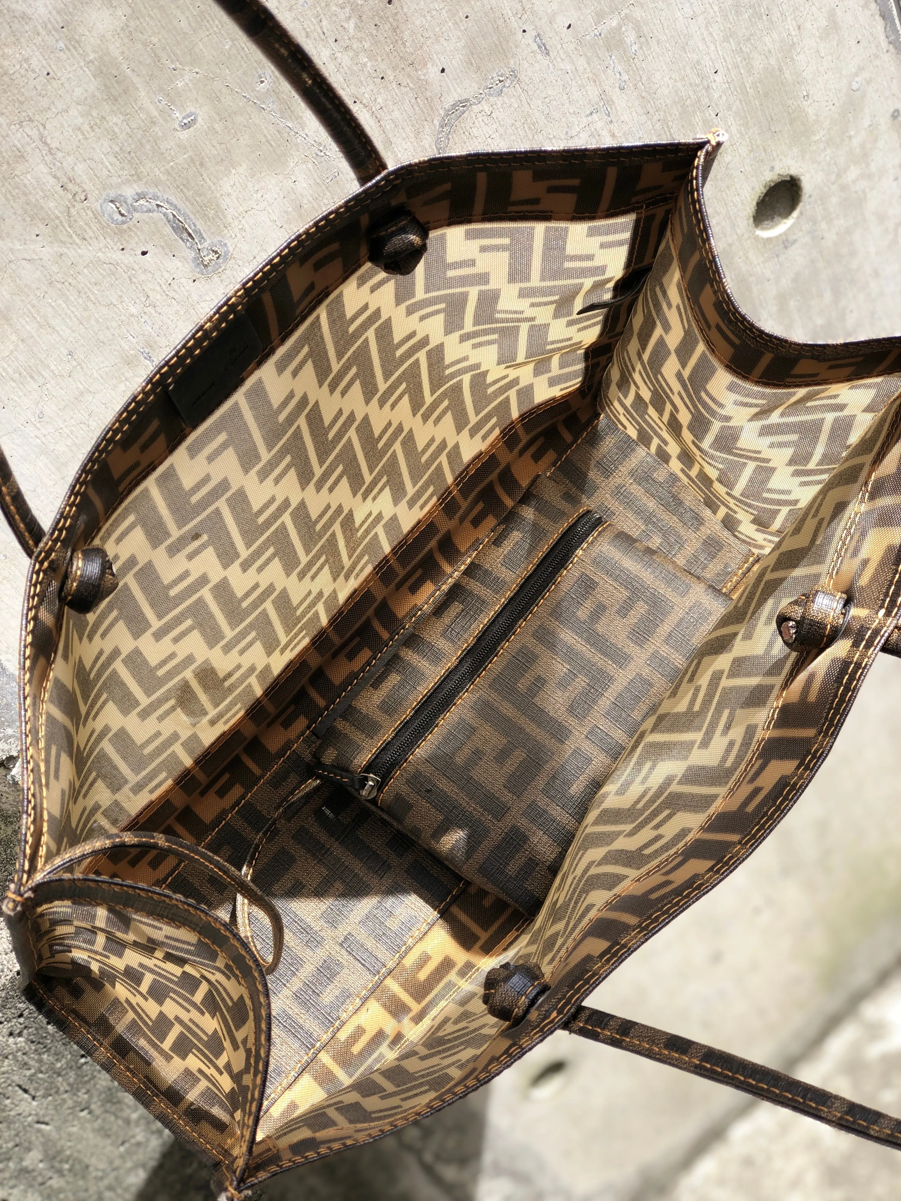 FENDI Zucca handbag  tote bag square  mesh pvc brown old vintage zemssz