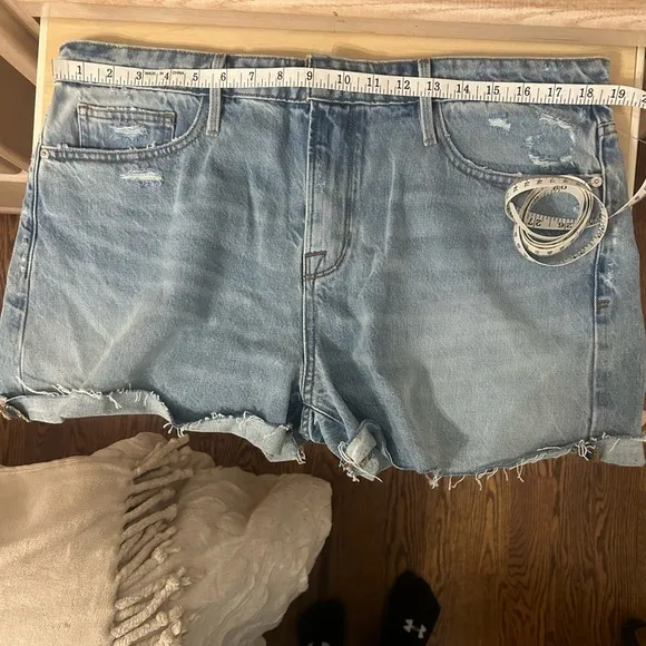 FRAME Le Grand Garçon Short