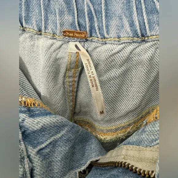 Free People Changing Tides Pull-On Shorts Size Medium ~ NWOT