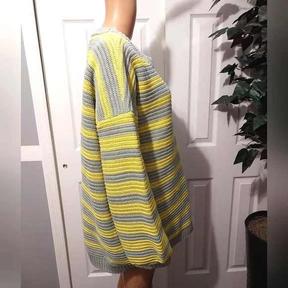 Free People Slouchy Oversized Sweater, NWOT,‎ Size L