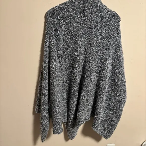 Free People Soft Knit Oversized Slouchy BFF Cardigan in Navy Combo- Size Small