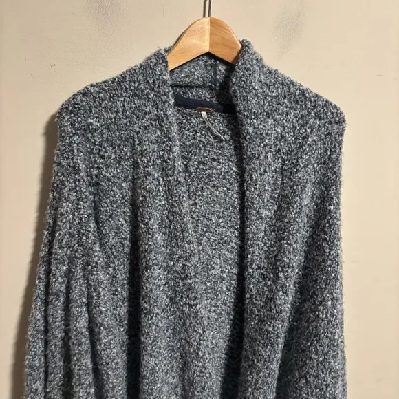 Free People Soft Knit Oversized Slouchy BFF Cardigan in Navy Combo- Size Small