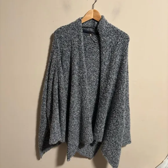 Free People Soft Knit Oversized Slouchy BFF Cardigan in Navy Combo- Size Small