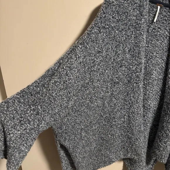Free People Soft Knit Oversized Slouchy BFF Cardigan in Navy Combo- Size Small