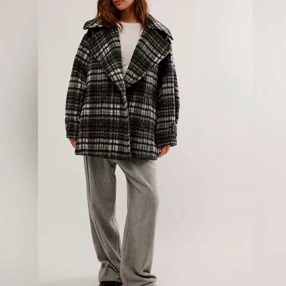 Free People Womens Highlands B/W Wool Blend Plaid Pea Coat Outerwear NWT