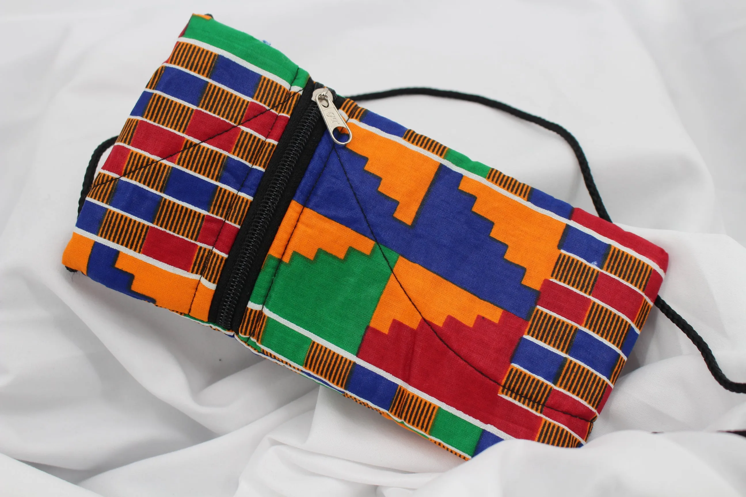 Ghanaian Crossbody - Building Africa
