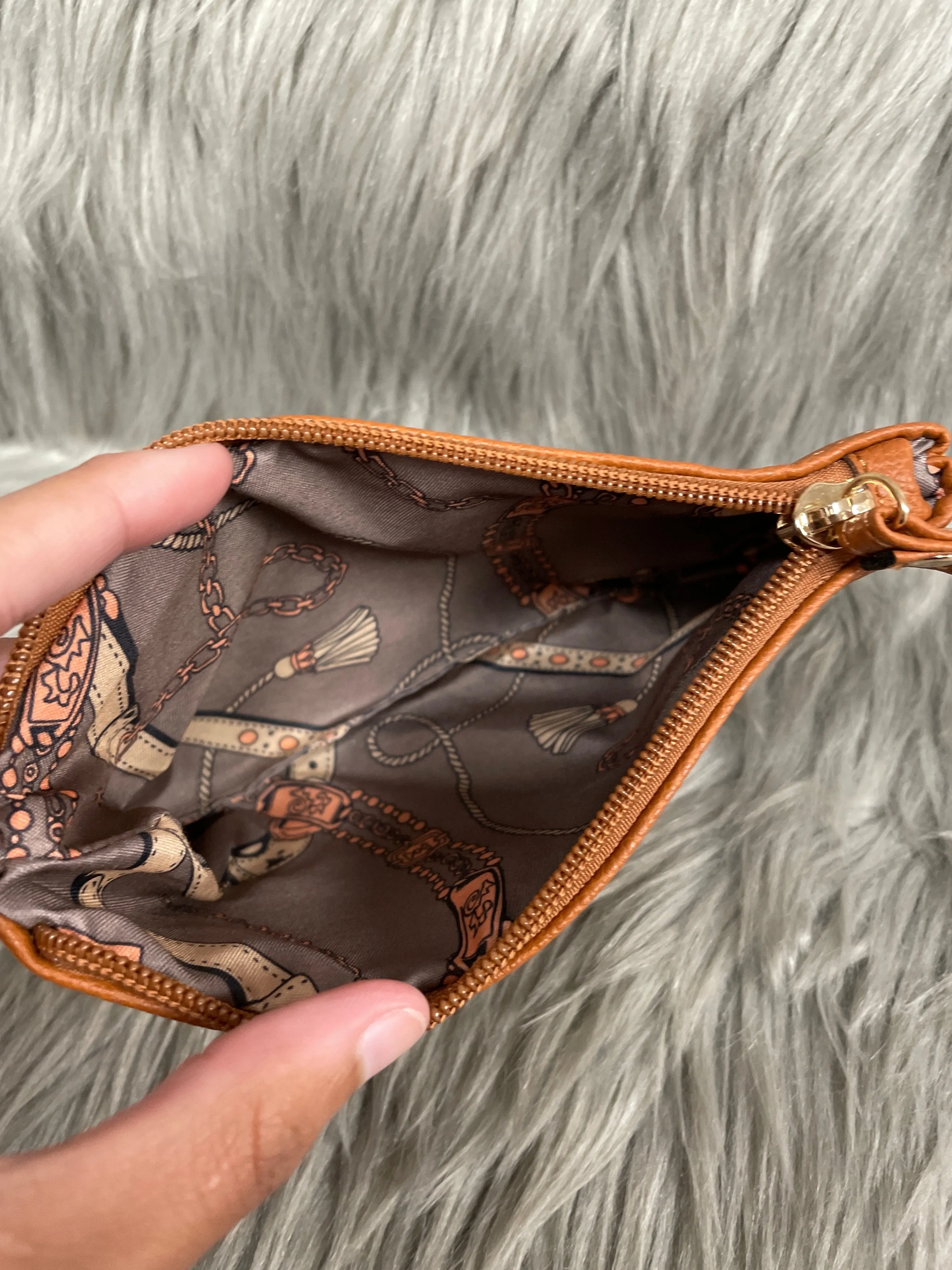 Handbag By Cmf, Size: Large