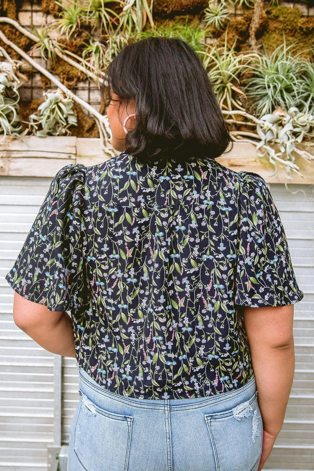 Hazel Blues® | Day Lily Top