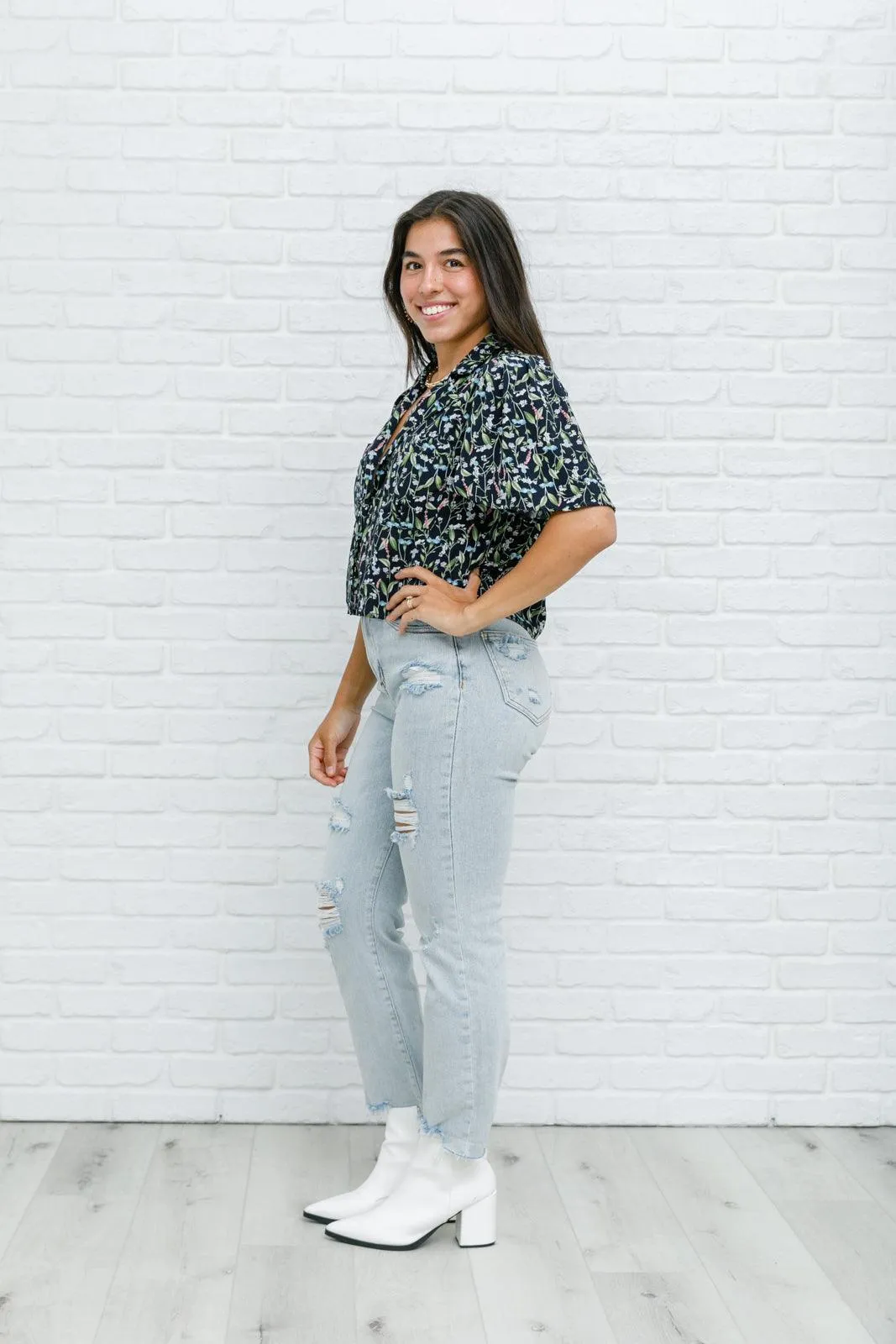 Hazel Blues® | Day Lily Top