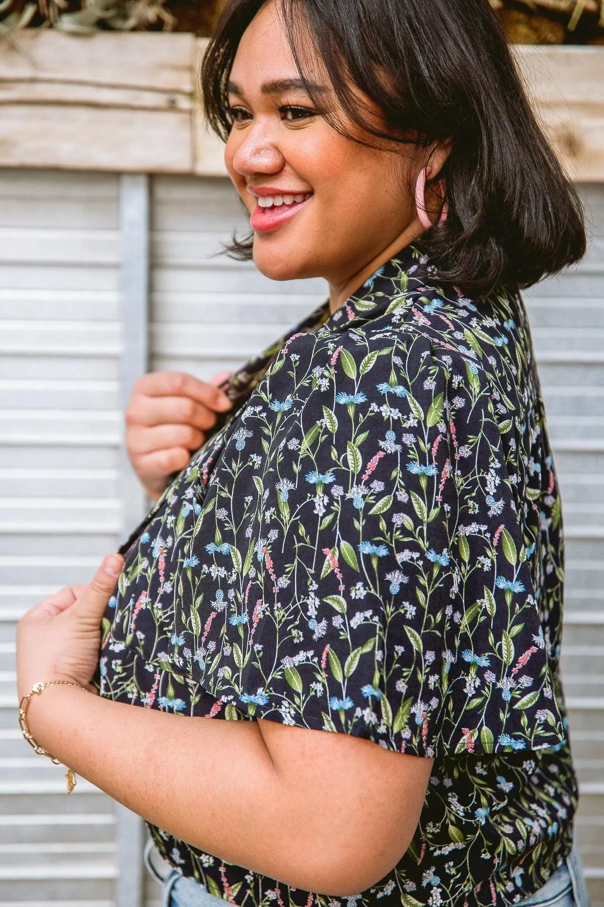 Hazel Blues® | Day Lily Top