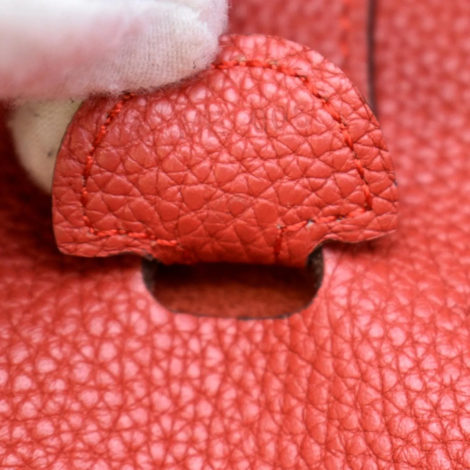 HERMES Evelyne III Clemence Leather Crossbody Bag Red