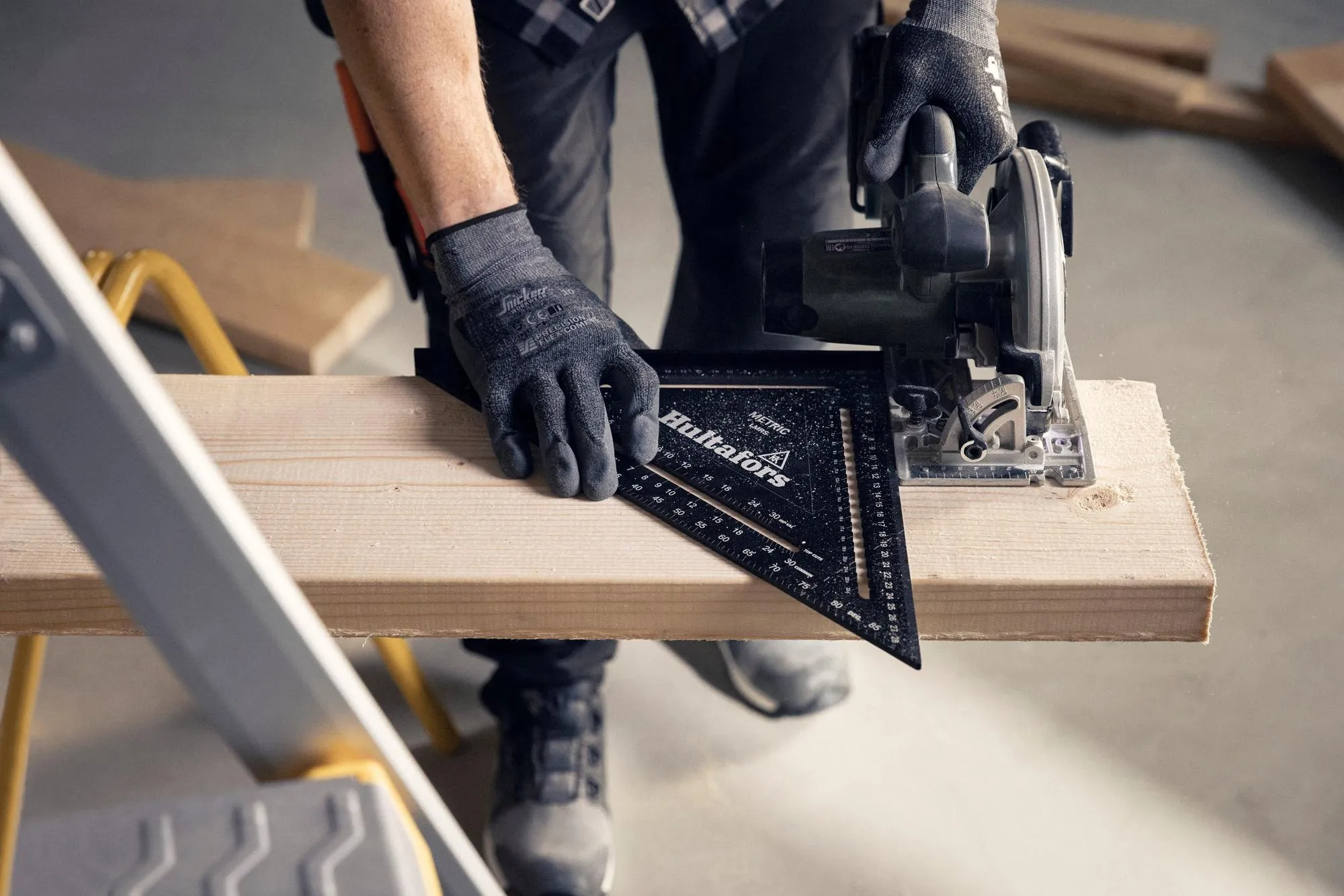 Hultafors | Large 30cm Metric Rafter square