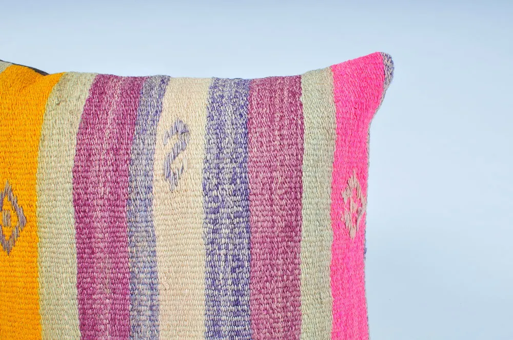 Kilim Pillow 16inx16in