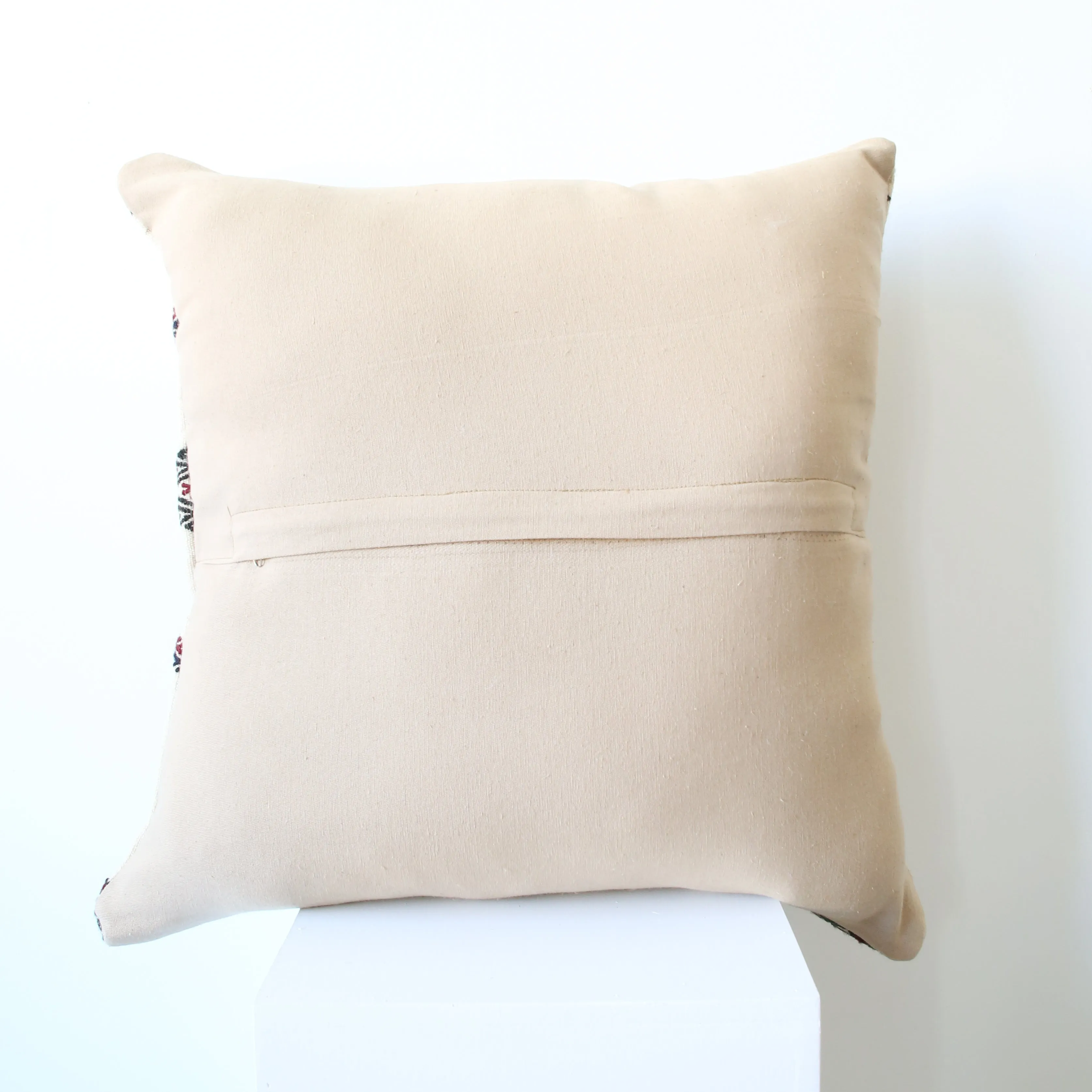 Kilim Pillow 24inx24in