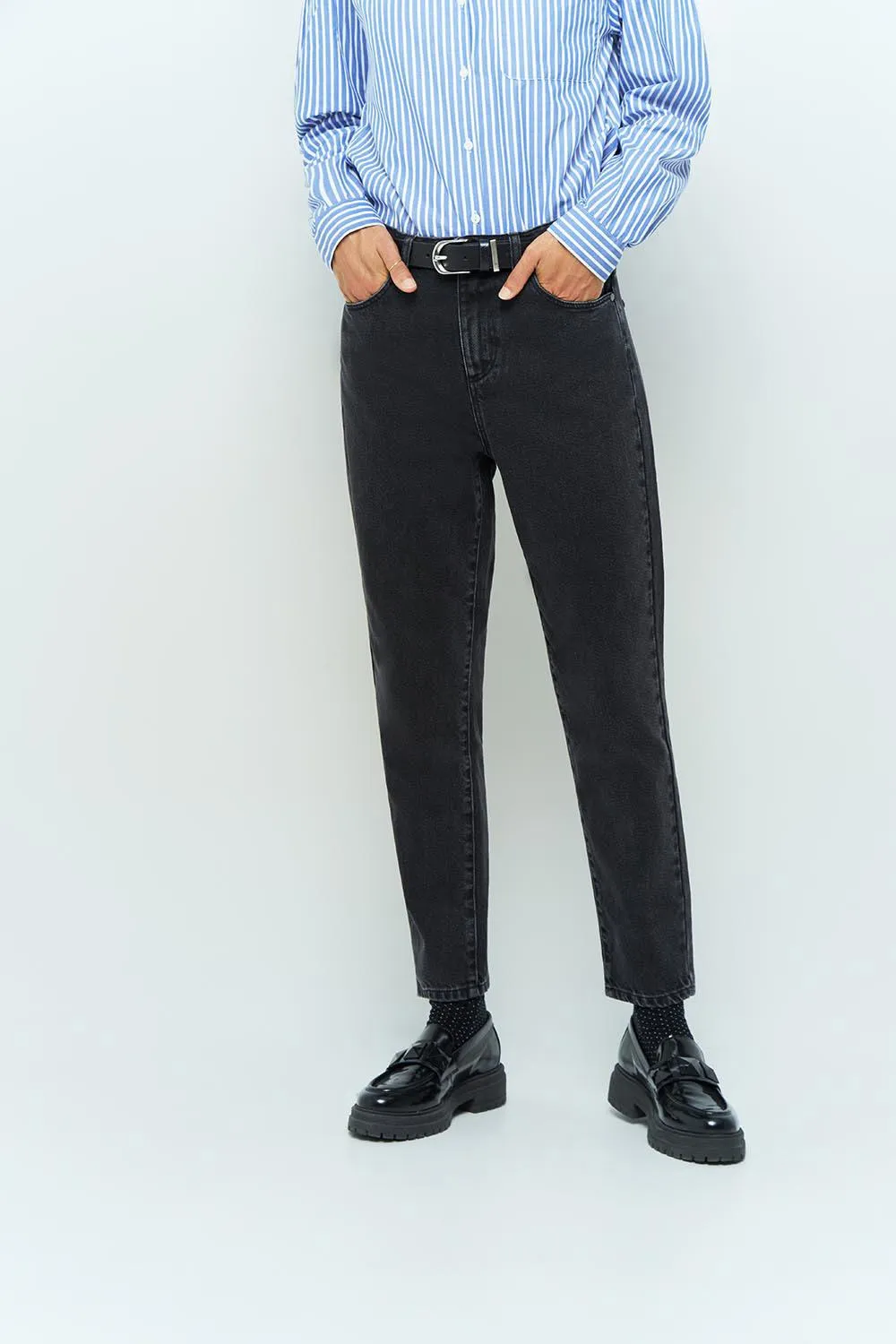 LE TAYLOR - Jean slouchy anthracite 7/8ème en denim waterless