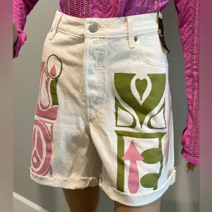 Levi's 501 &quot;Love Trip Crazy Legs&quot; 90s Shorts   Size 32  NWT