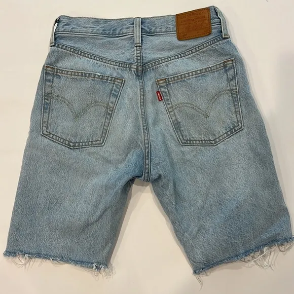 Levi's 501 Slouch jean Short Slouch Around size W25