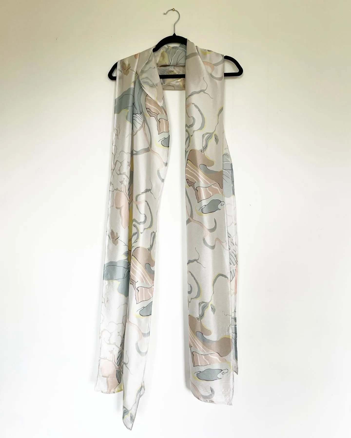 Light Pink Silk Velvet Caftan with Parakeet  Artwork
