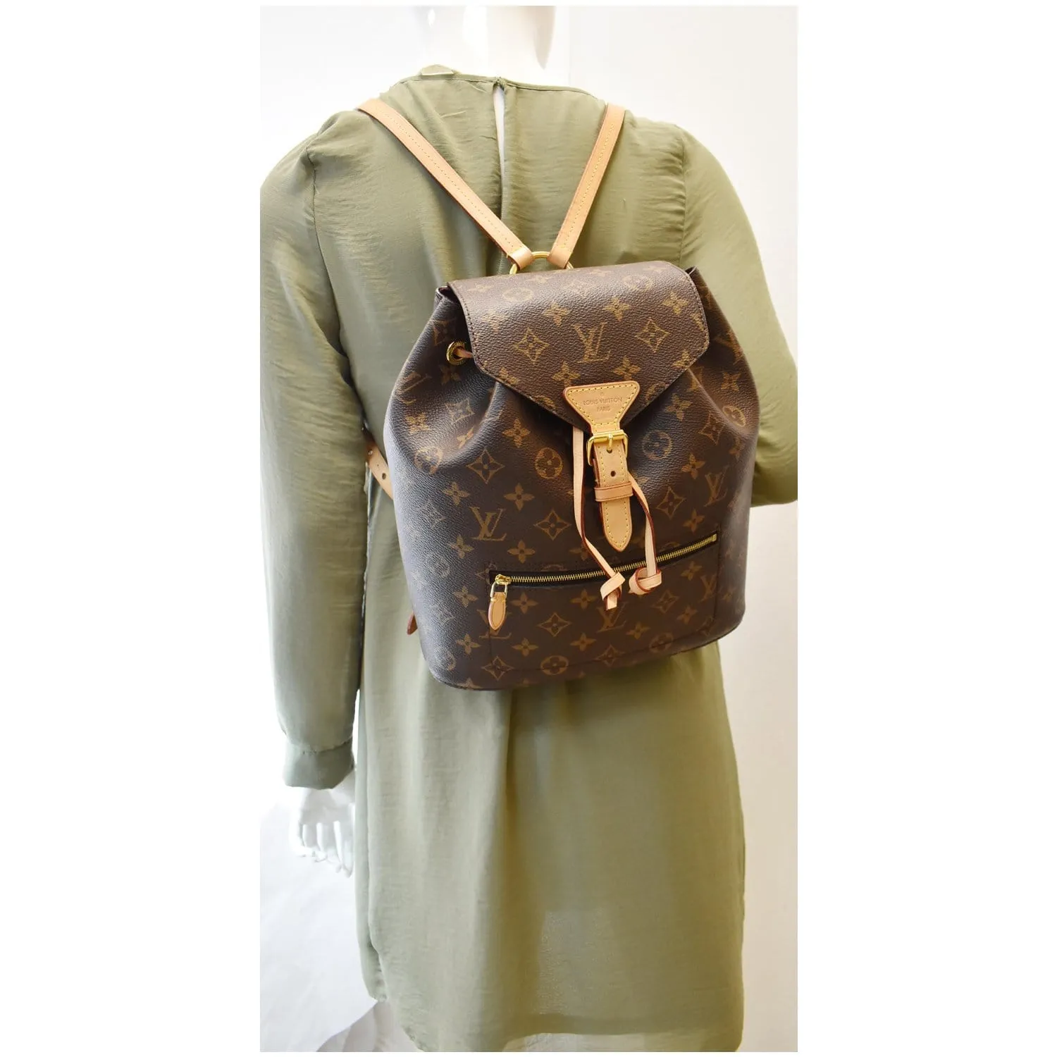 LOUIS VUITTON Montsouris NM Monogram Canvas Backpack Bag Brown