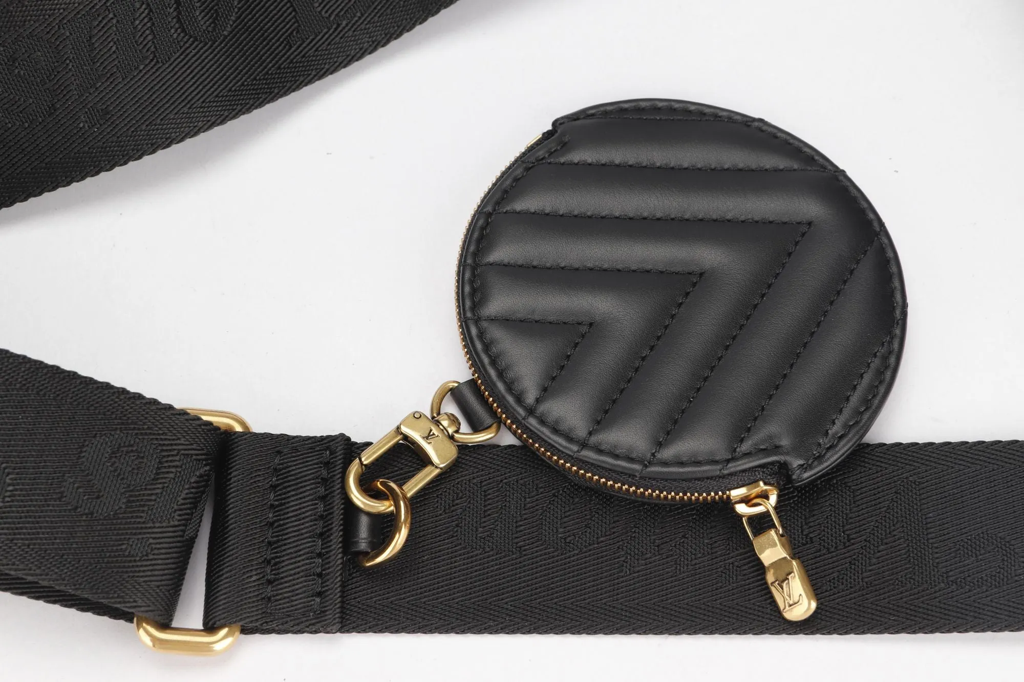 Louis Vuitton New Wave Multi Pochette (M56461) Noir Color, with Strap, Chain, Dust Cover & Box