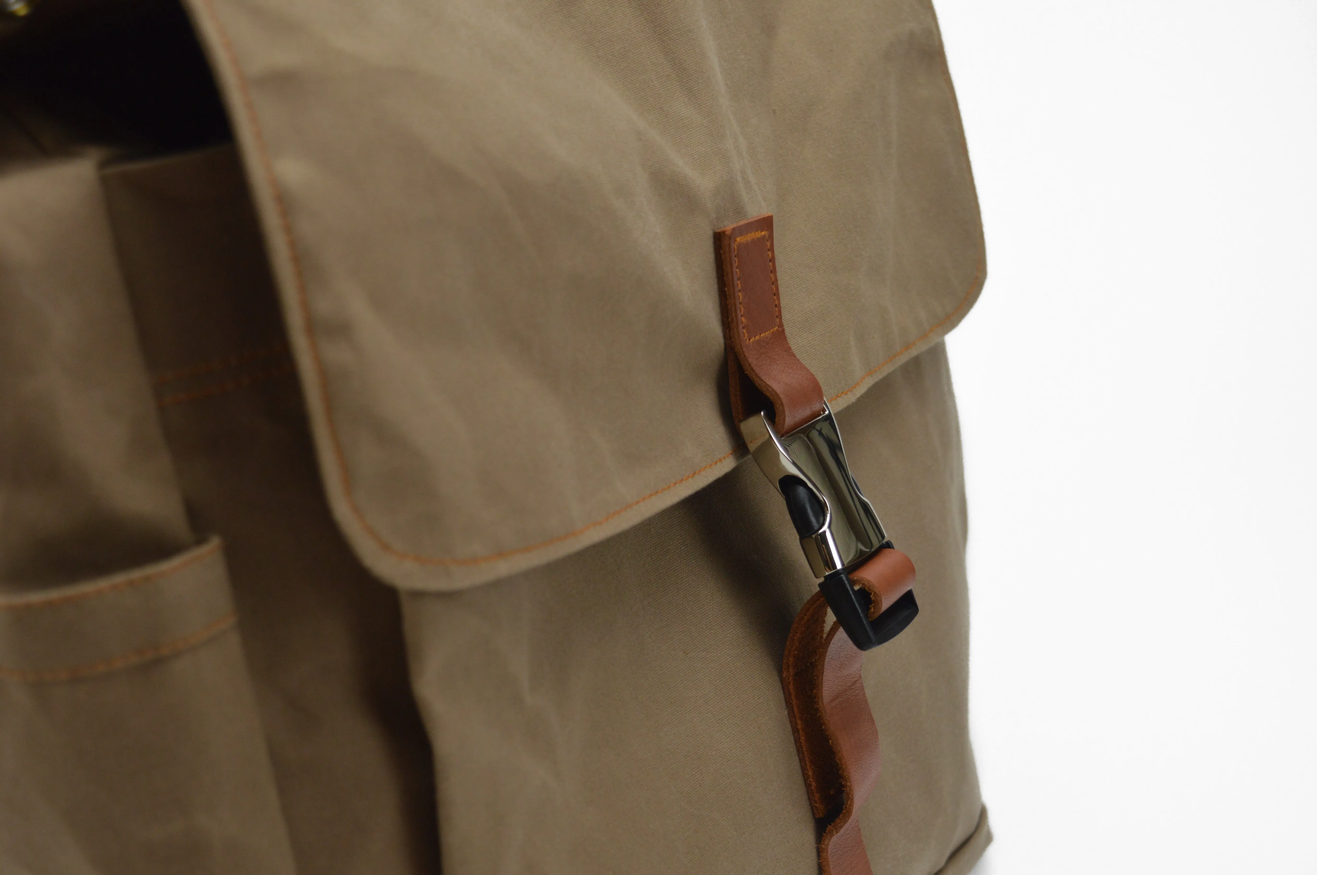 Marken 108 Khaki | Backpack