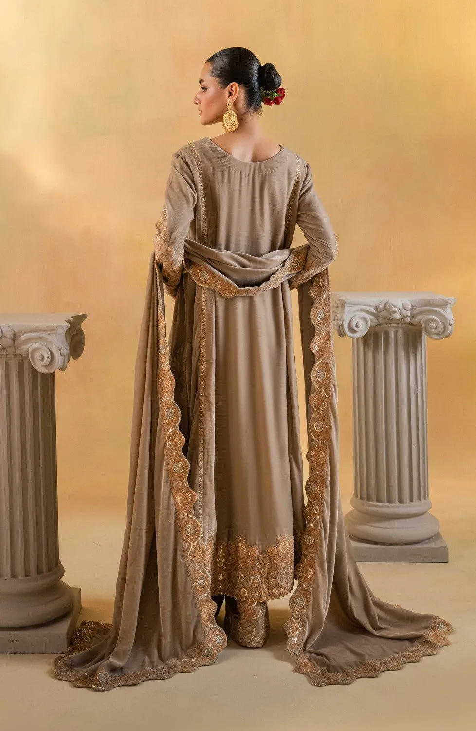 MARYUM & MARIA | LUXURY FORMALS '24 | MW40021 - NAZM
