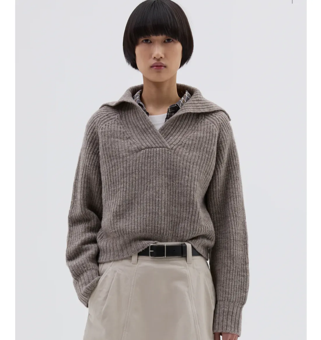 MHL W' Chunky Sailor Collar British Merino Natural