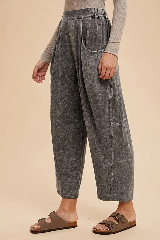 MINERAL WASHED BARREL PANTS