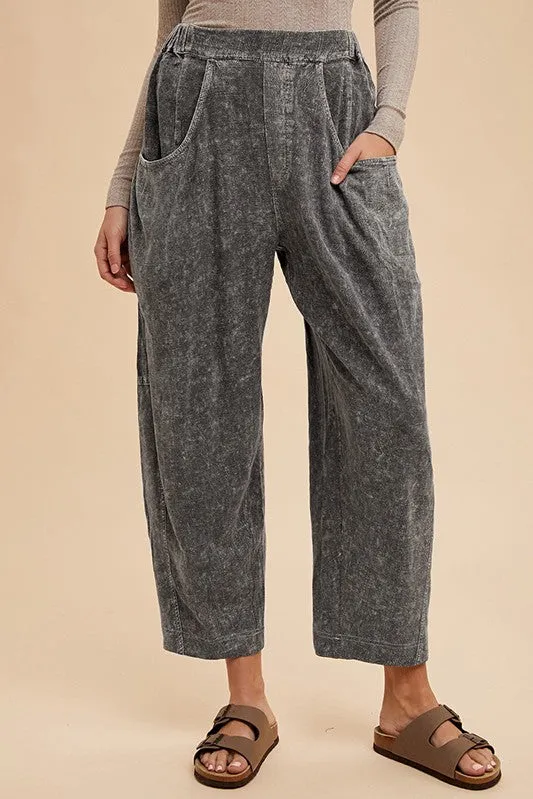 MINERAL WASHED BARREL PANTS