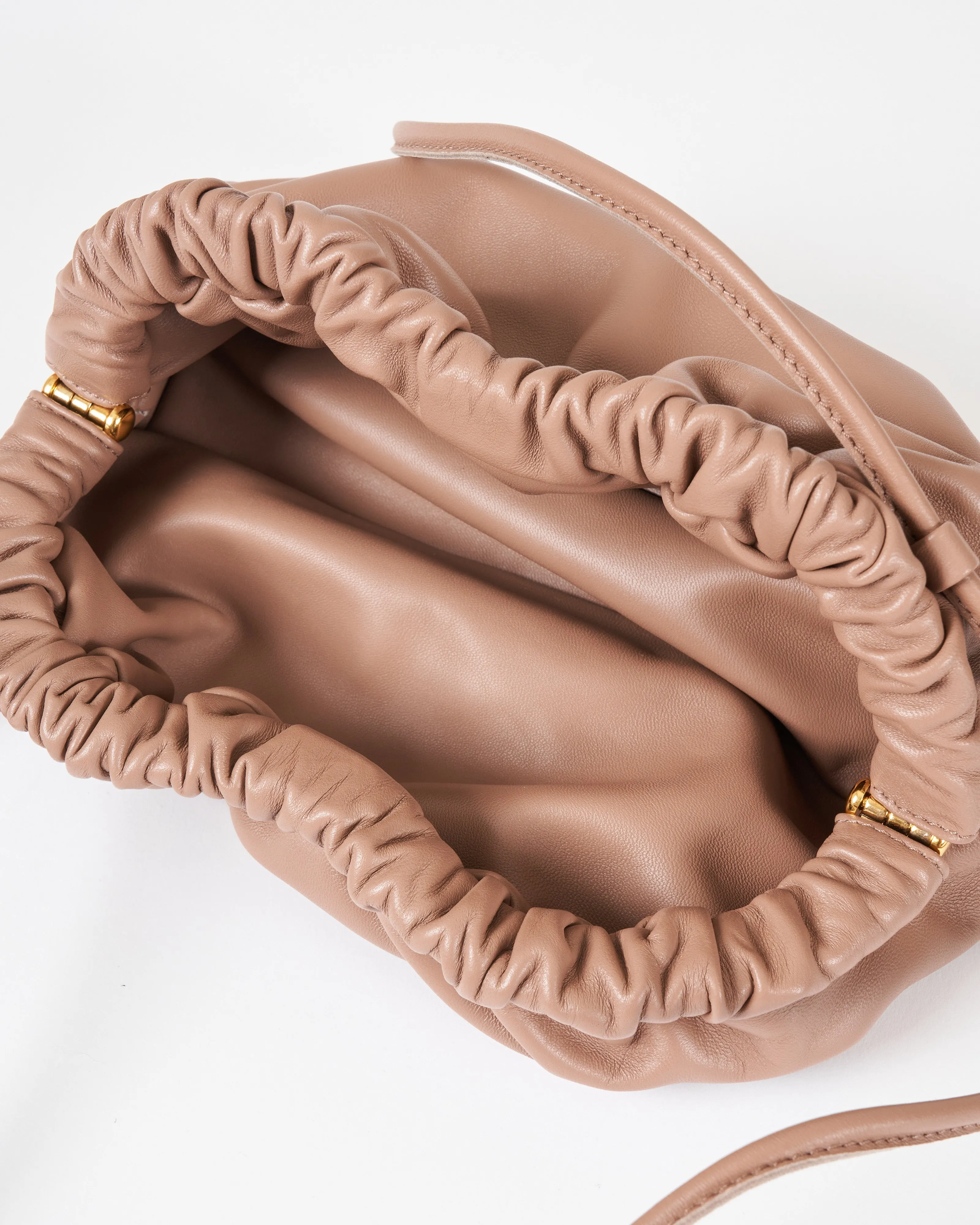 mini cloud clutch - biscotto