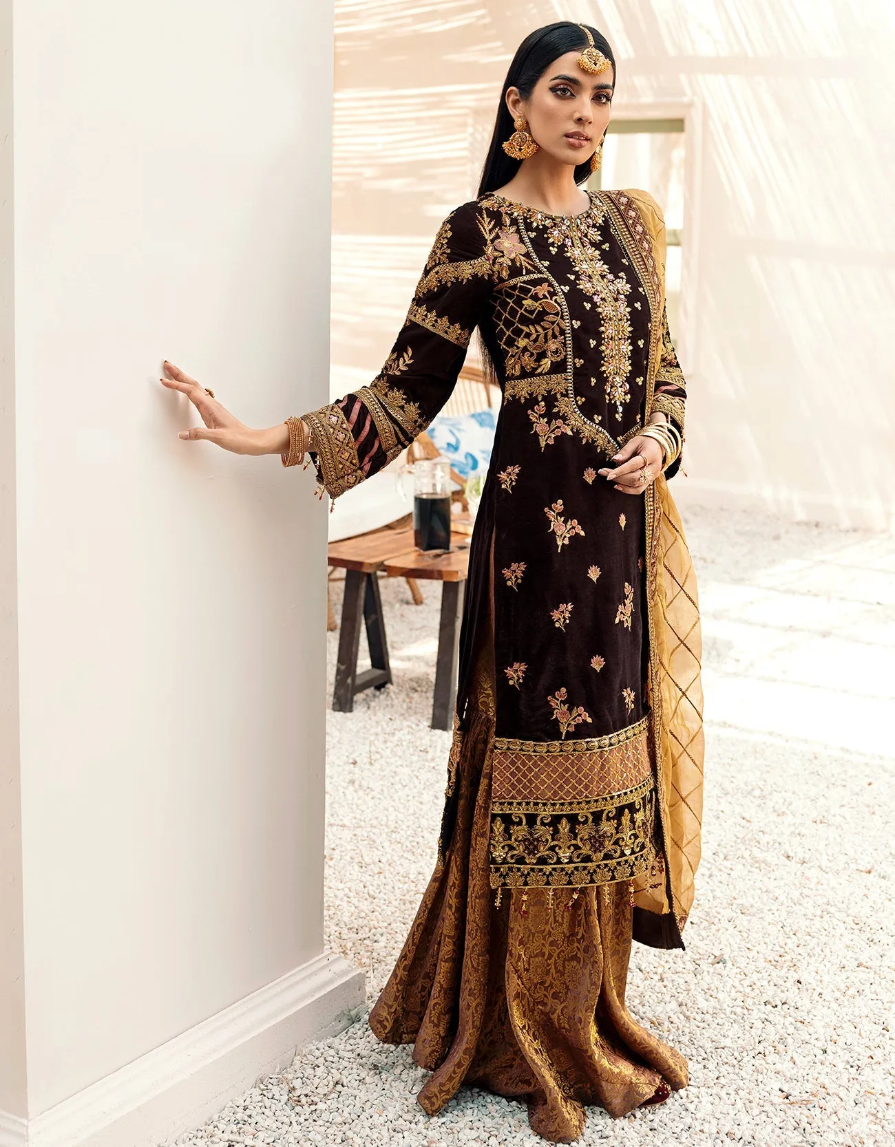 MK-303 | Emaan Adeel Makhmal Collection 2022 | Unstitched & Stitched Embroidered  Valvet Suits