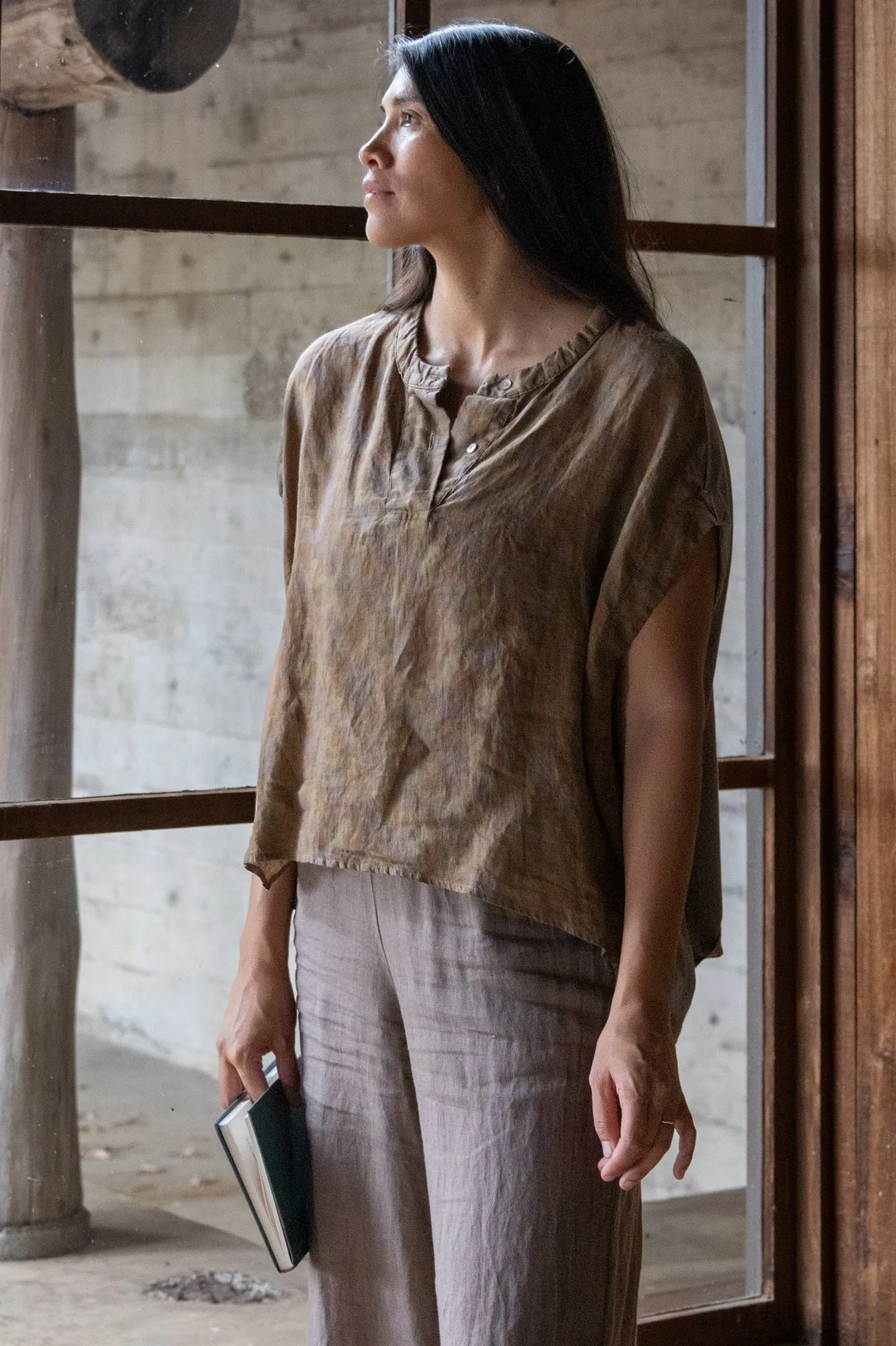 Mo'oinanea | Hapa Boxy Top