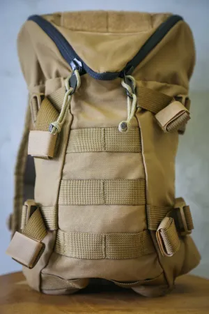 Mystery Ranch Hebgen in Coyote (without hydration bladder)
