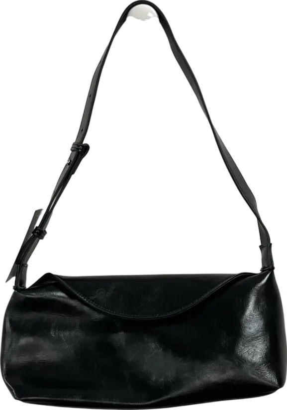 NA-KD Black Overlapping Closure Handbag One Size