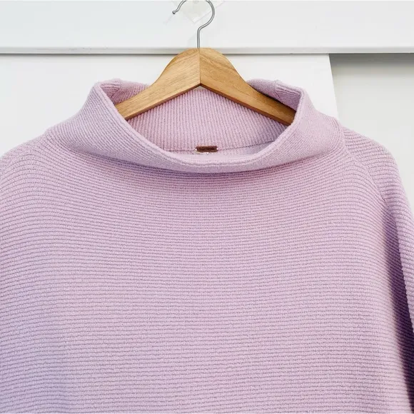 NWOT Free People Ottoman Oversized Slouchy Tunic Sweater Pullover Size XS Lilac